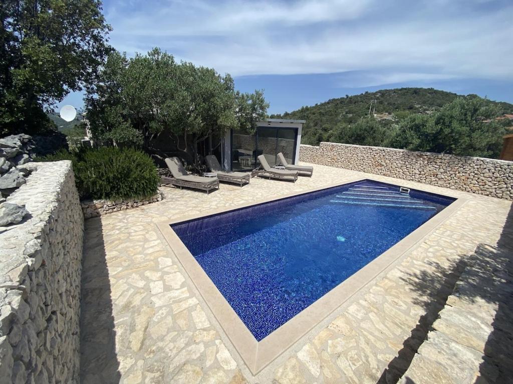 Private Cottage In Olive Grove With Heated Pool Vinišće Εξωτερικό φωτογραφία